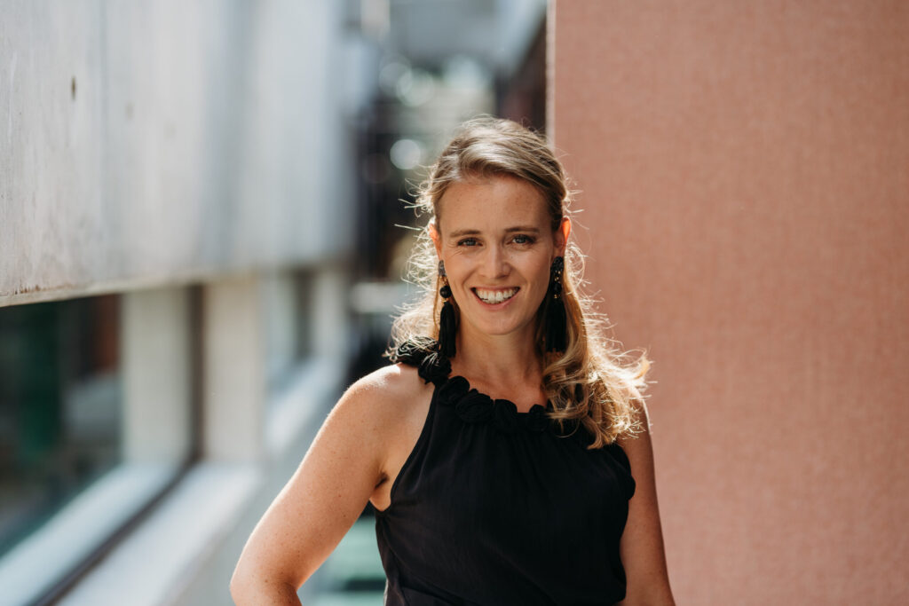 Julie Heyvaert, begeleider van opstellingen rond allergie en fysieke klachten